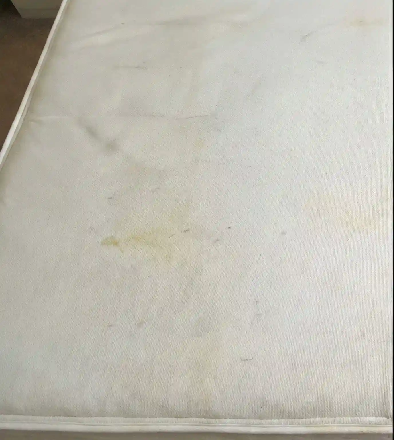 Stav matraca pred čistením